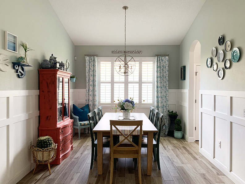 Beachy Dining Room